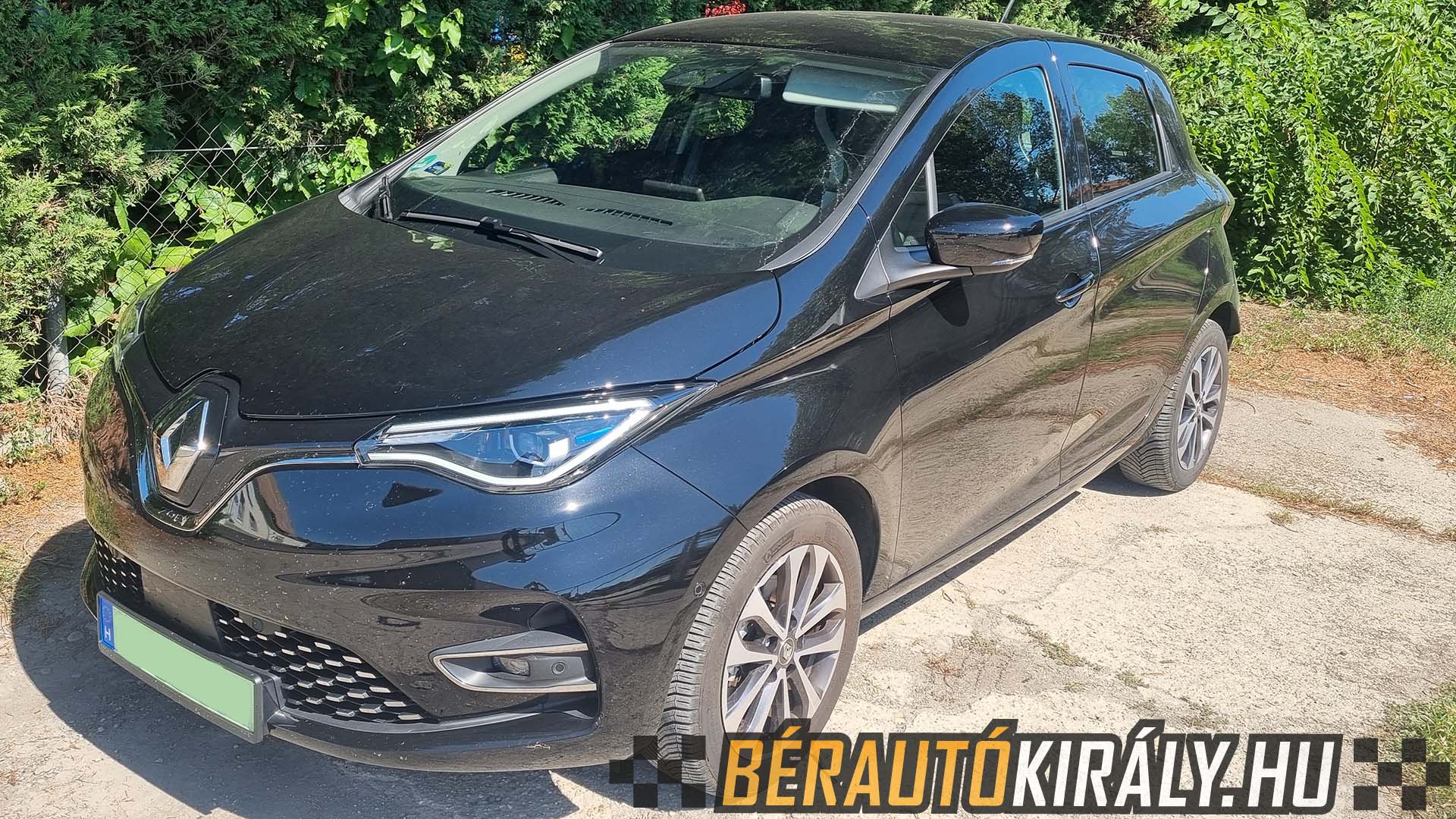 Renault Zoe Intense 52kwh elektromos automata bérlés Budapest
